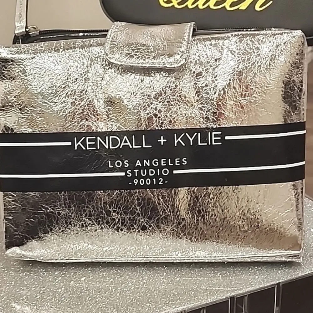 Kendall & Kylie‎ Metallic Silver Logo Hanging Travel Bag